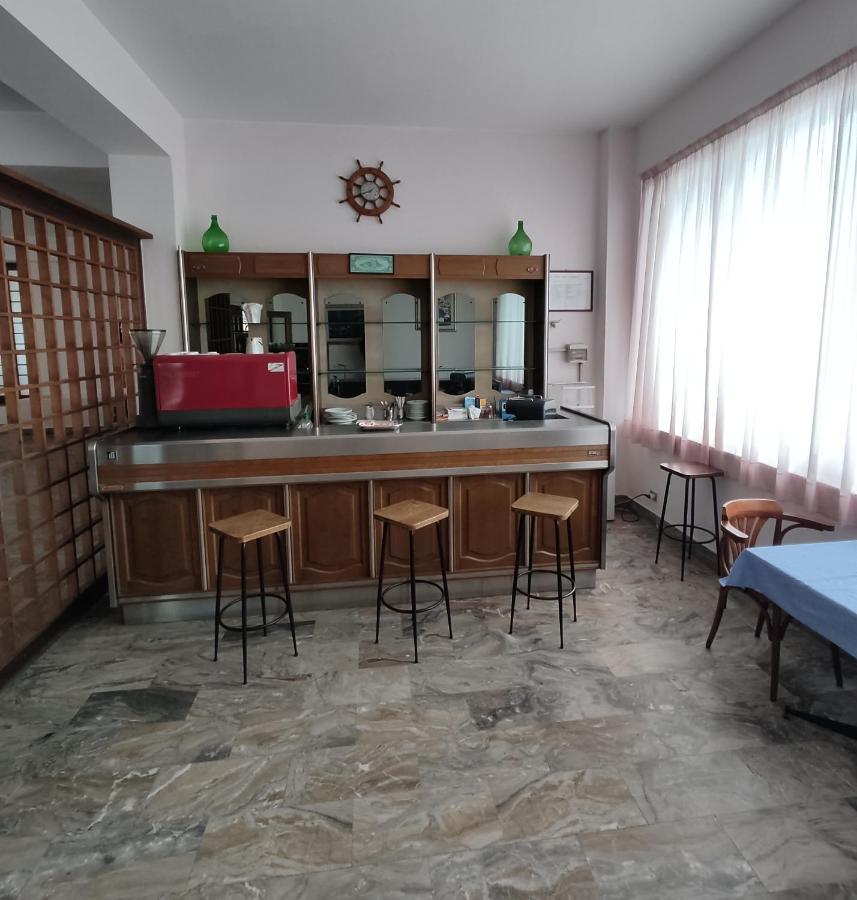 Hotel Il Dollaro Villa San Giovanni Eksteriør billede